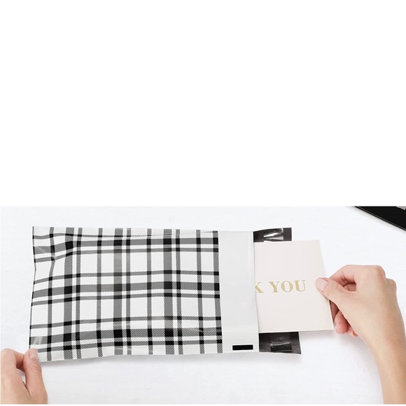 50ct  6x9’ Polymailer Bags~BONUS! Free Stickers~New~ Quality Designer - Picture 3 of 11